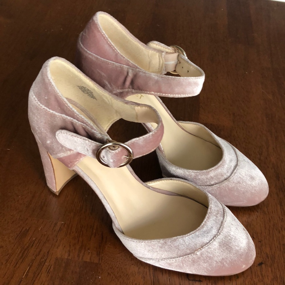 Pink Velvet Nine West Heels